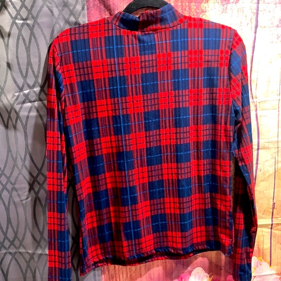 NWT Rue21 Top - Picture 2 of 3